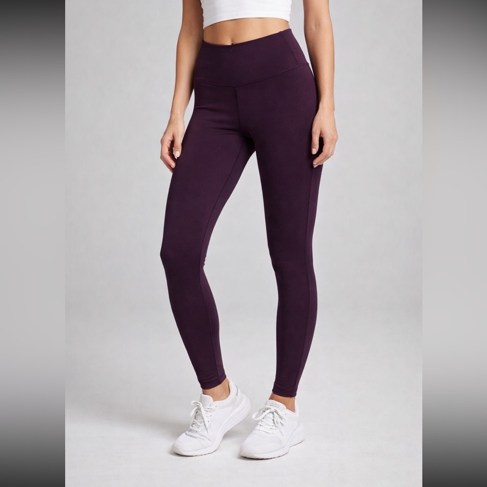 TNA Aritzia Atmosphere High-Rise Leggings Plum | Size Small | NWT Buttery Soft
